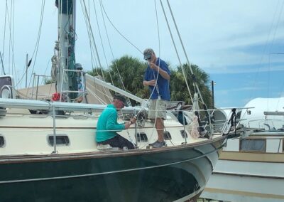 Rigging and stepping the mast on an Island Packet 42_ Placida, FL_Gulf Coast Rigging (9)